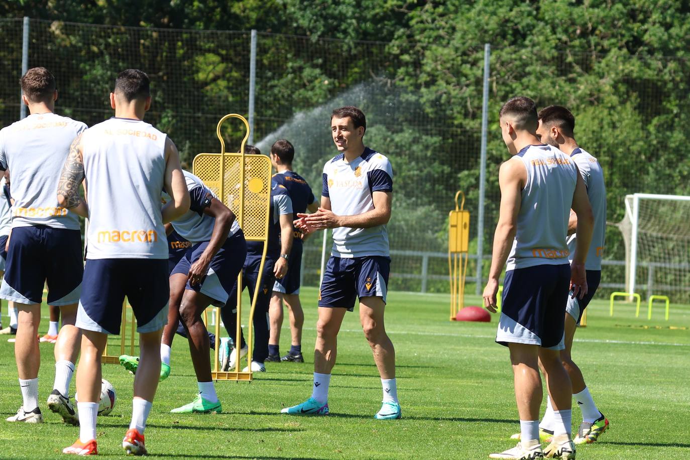La Real entrena en Zubieta antes de medirse al Barcelona