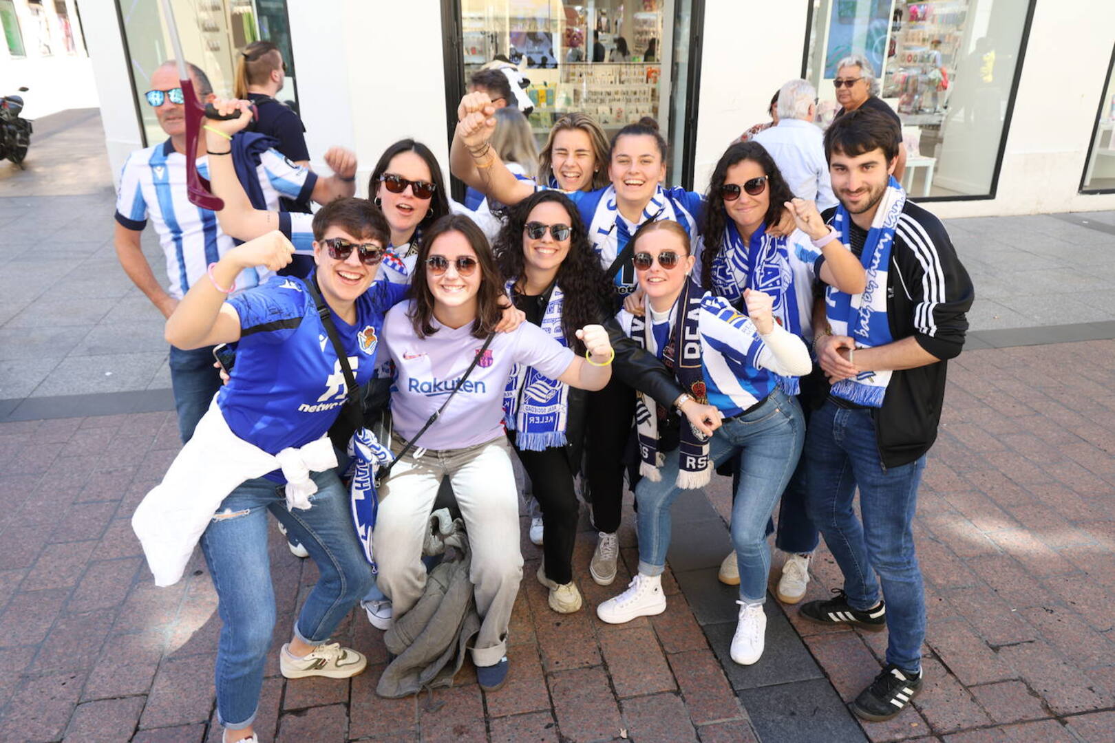 La afición en Zaragoza: "La Real es muy grande y hoy vamos a triunfar"