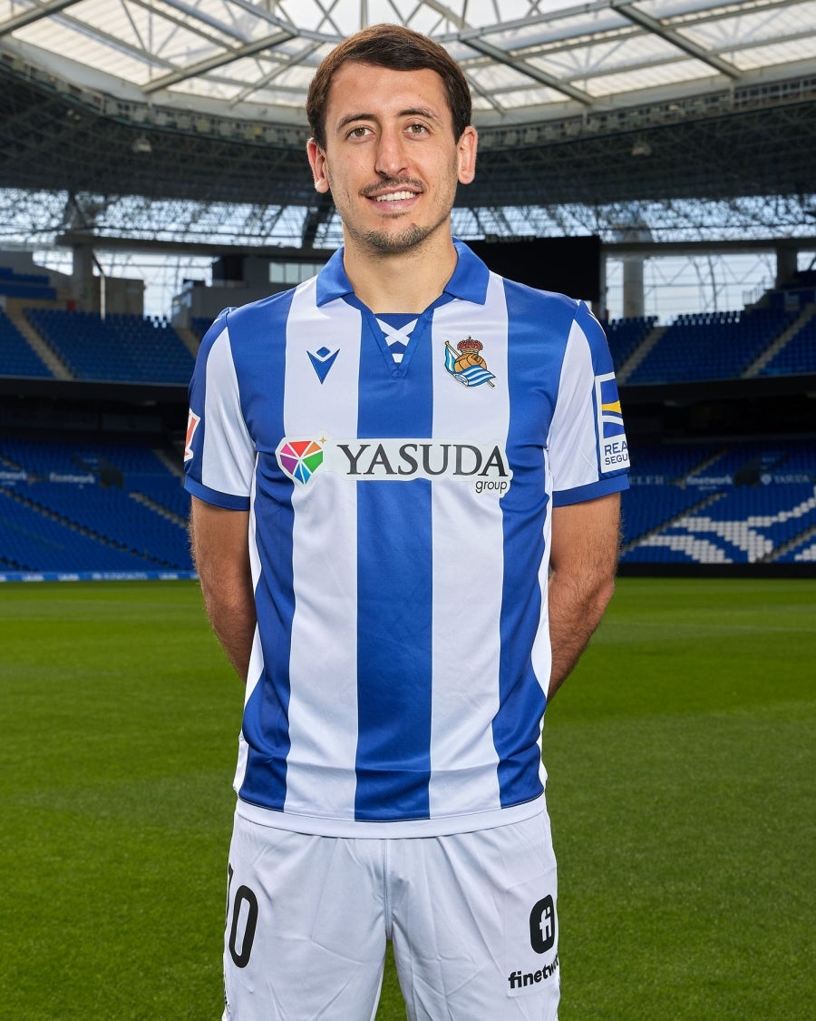 Así es la nueva equipación de la Real Sociedad