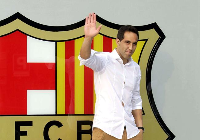 Bravo, en su presentación con el Barça.