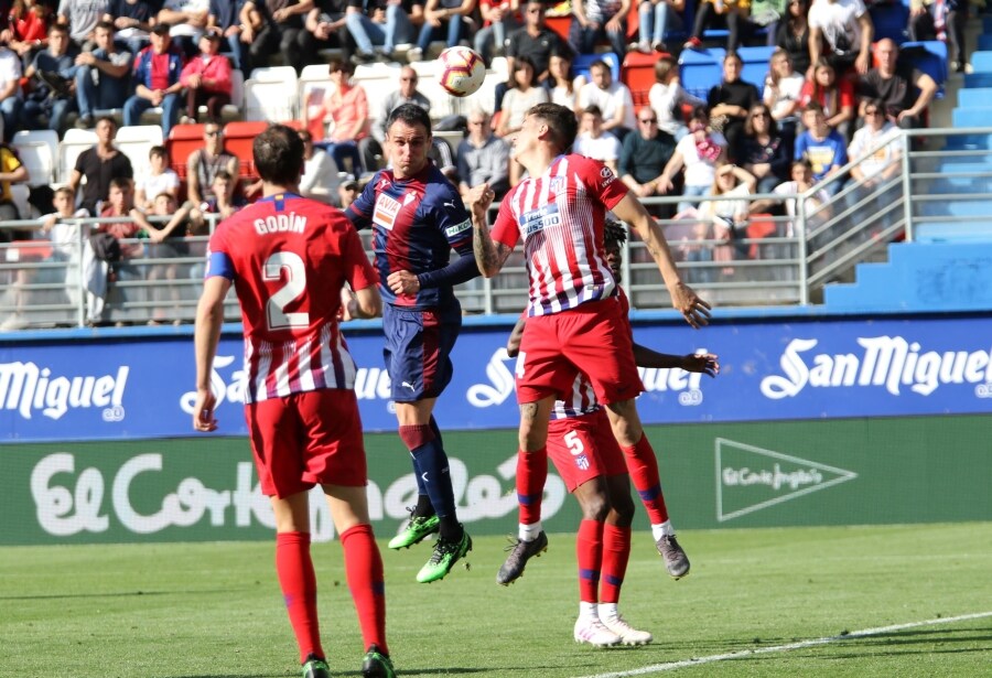 Si no fue ni a la tercera ni a la cuarta, el Eibar espera que a la quinta sí sea capaz de impedir que el Atlético de Madrid se vaya de Ipurua victorioso. 