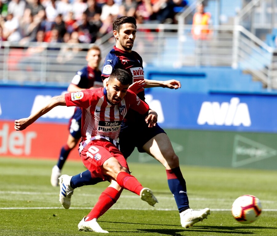 Si no fue ni a la tercera ni a la cuarta, el Eibar espera que a la quinta sí sea capaz de impedir que el Atlético de Madrid se vaya de Ipurua victorioso. 