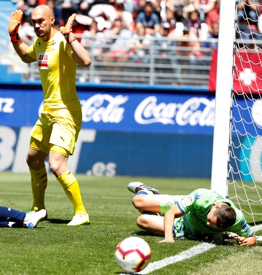 Cote ha adelantado al Eibar y sentencia el marcador (1-0) frente al Betis. 