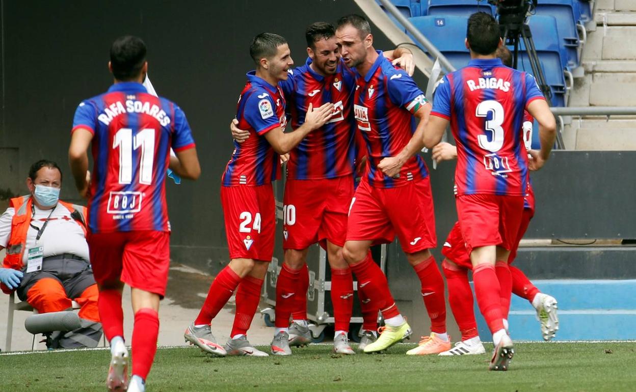 Uno a uno de los jugadores del Eibar ante el Espanyol