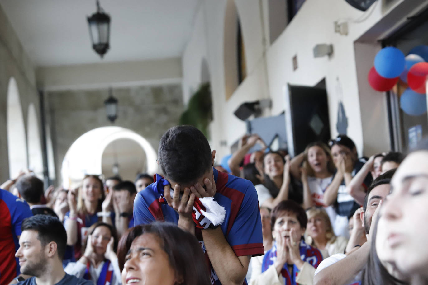 Fotos: Así se vivió en Eibar el intento frustrado de ascenso a Primera