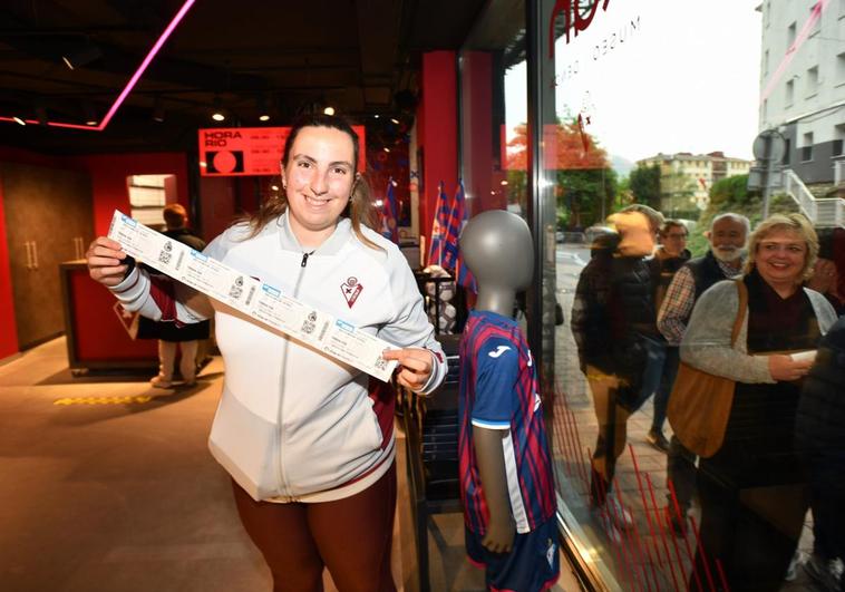 Más de 1.000 aficionados del Eibar estarán en El Sardinero