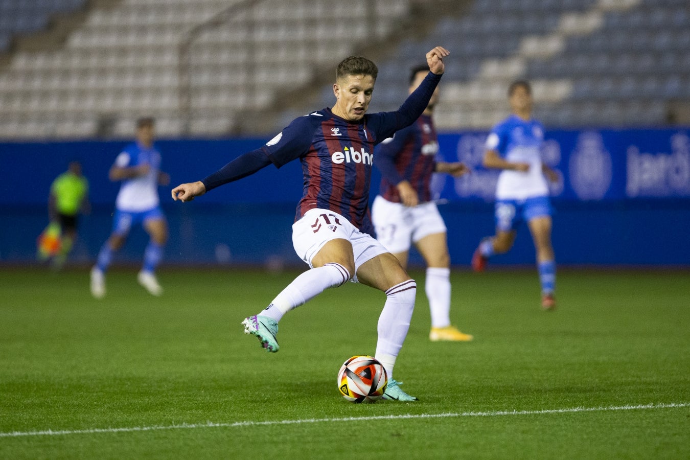 El Eibar golea al Lorca Deportiva