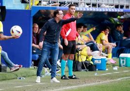 Joseba Etxeberria en el partido ante el Villarreal B en Ipurua.