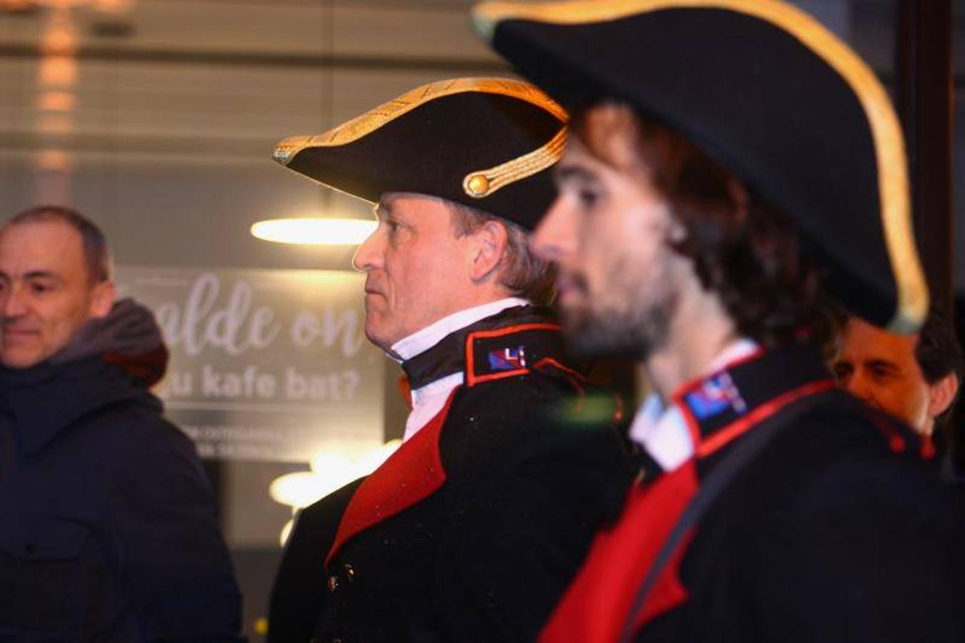 Un año más la Tamborrada del Cantábrico hio sonar los tambores por las calles de Donostia