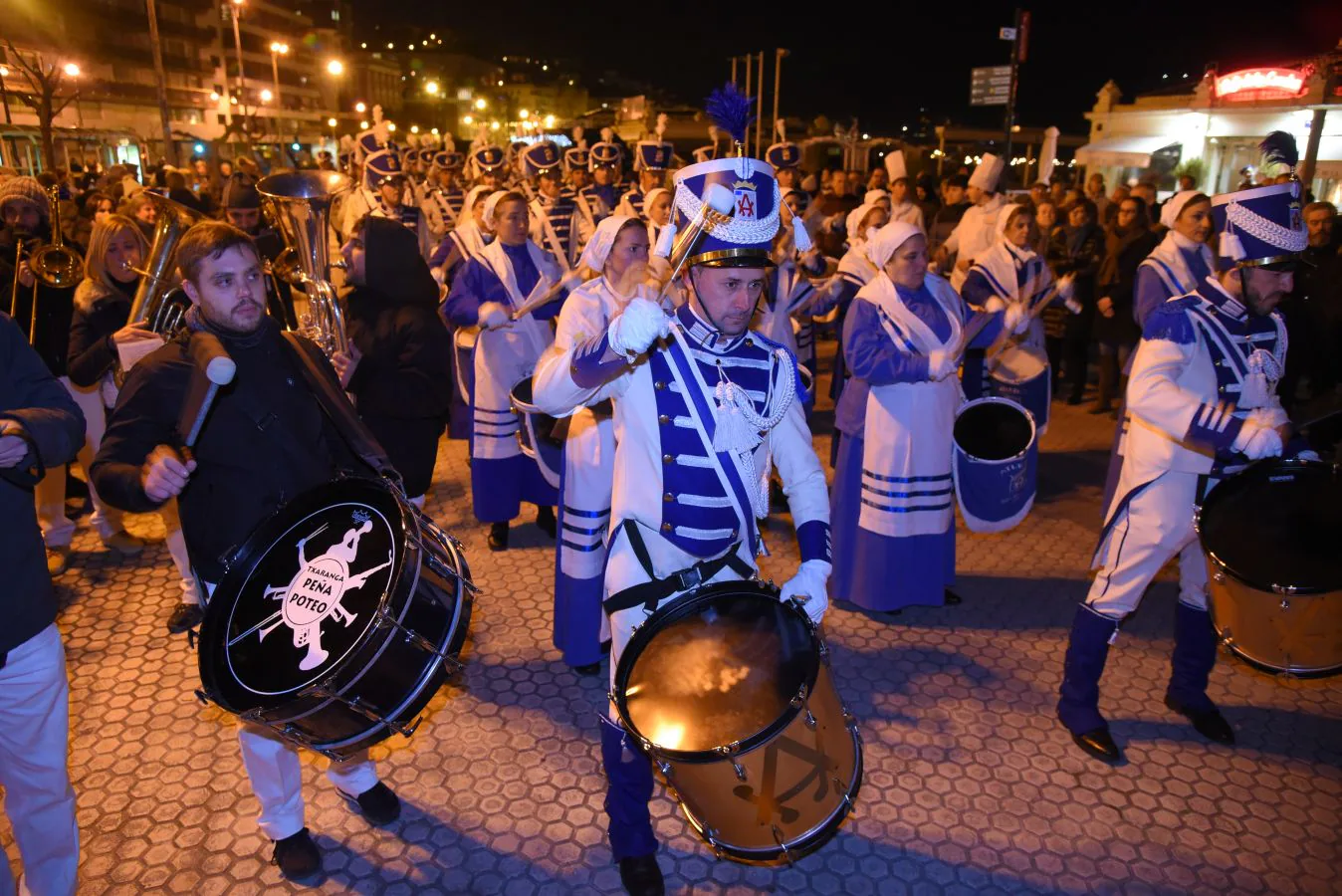 La Tamborrada Atlético San Sebastián ha recorrido por la tarde las calles del Centro