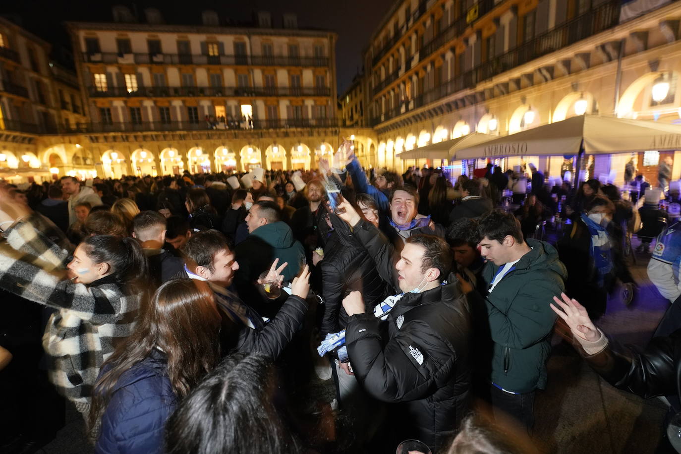 Fotos: La fiesta de San Sebastián se abre paso entre restricciones
