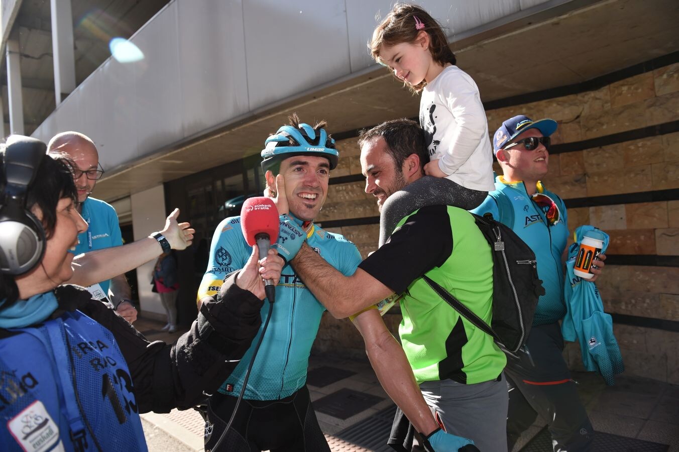 La última etapa de Vuelta al País Vasco, con salida y llegada en Eibar, consta de 118,2 kilómetros y los ciclistas deberán subri seis puetos de montaña.