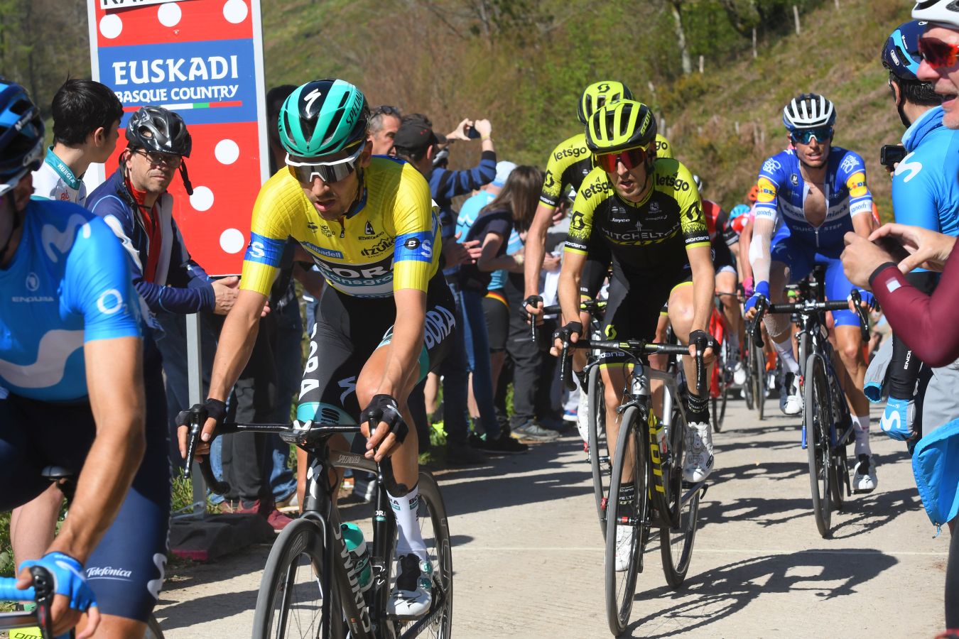 La última etapa de Vuelta al País Vasco, con salida y llegada en Eibar, consta de 118,2 kilómetros y los ciclistas deberán subri seis puetos de montaña.