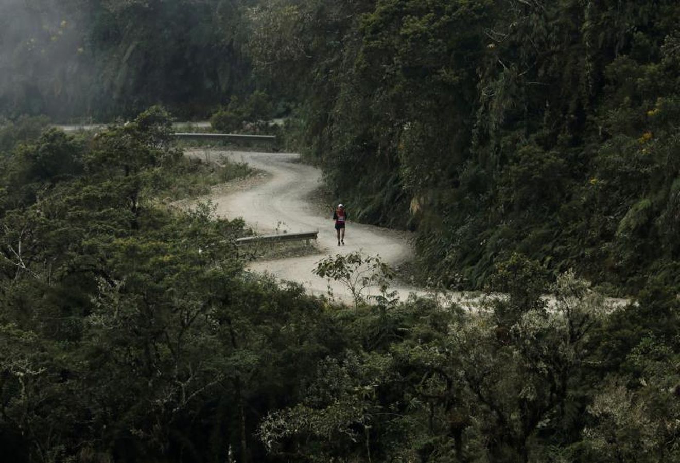 Situada en al región de Los Yungas, está considerado uno de los tramos más peligrosos del mundo, con 300 muertes al año. Allí se ha celebrado la Skyrace, un durísima competición de 4 kilómetros en ascenso