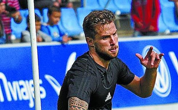 La operación del traspaso de Iñigo Martínez al Barcelona se enfría