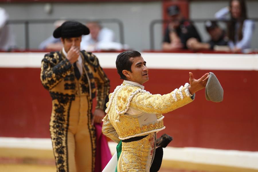 Unas 4.000 personas han acudido al coso de Illunbe.
