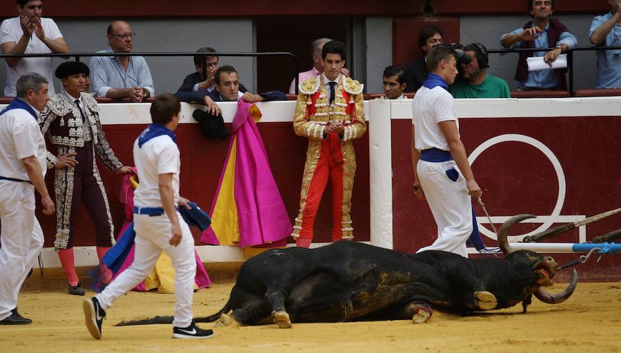 Unas 4.000 personas han acudido al coso de Illunbe.