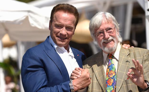 Arnold Schwarzenegger y Jean-Michel Cousteau posan en un photocall del documental 'Wonders of the Sea 3D', que se proyectará en el Zinemaldia.