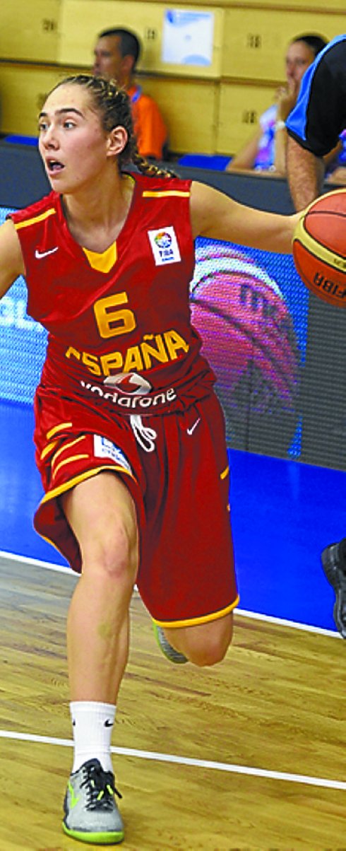 Amilibia en uno de los encuentros del mundial de Georgia, mientras que Sara ha competido en Udine.
