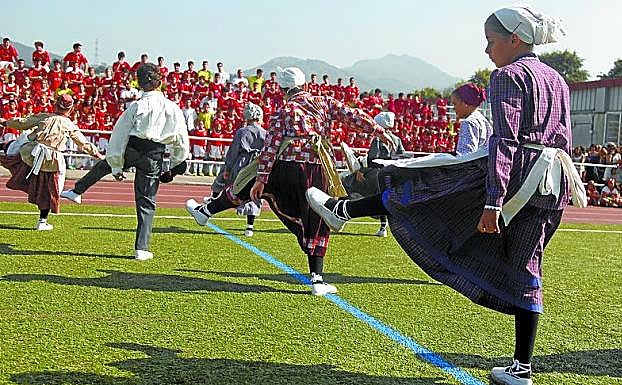 En el acto de presentación participarán todos los equipos. 