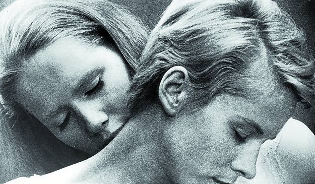 PERSONA. «Bergman muestra dos personajes que se complementan y tienen un mismo conflicto interior, nos influyó para crear esa relación visualmente».