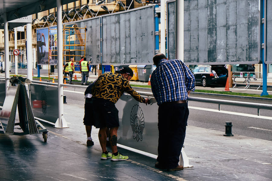 El exterior del Kursaal donostiarra está 'tomando forma' de cara al arranque el próximo viernes del Zinemalida.