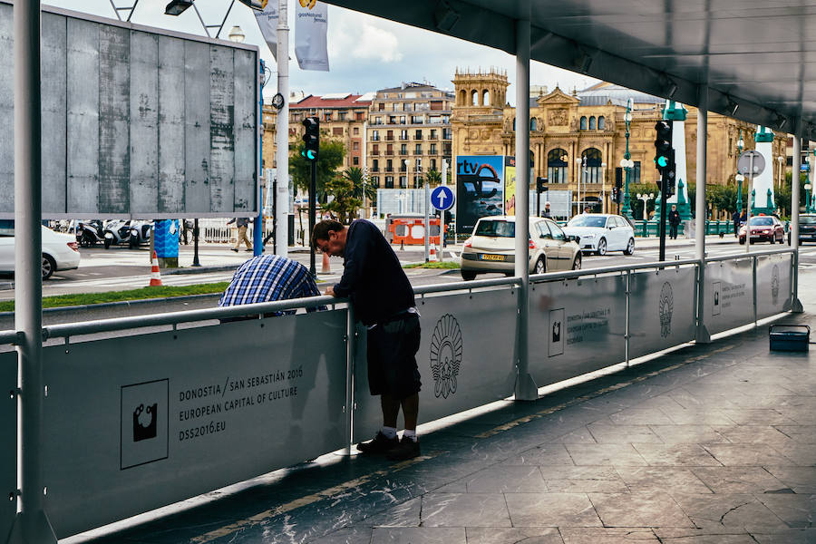 El exterior del Kursaal donostiarra está 'tomando forma' de cara al arranque el próximo viernes del Zinemalida.