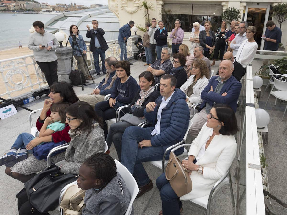 El conjunto guipuzcoano se ha presentado en sociedad diez días antes de comenzar una campaña «ilusionante»