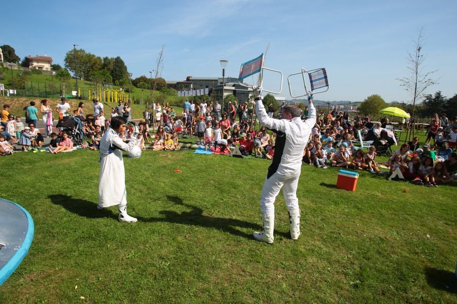 Muchos irundarras disfrutaron de la sesión de Girabira en Gain Gainean, suspendida la pasada semana por mal tiempo