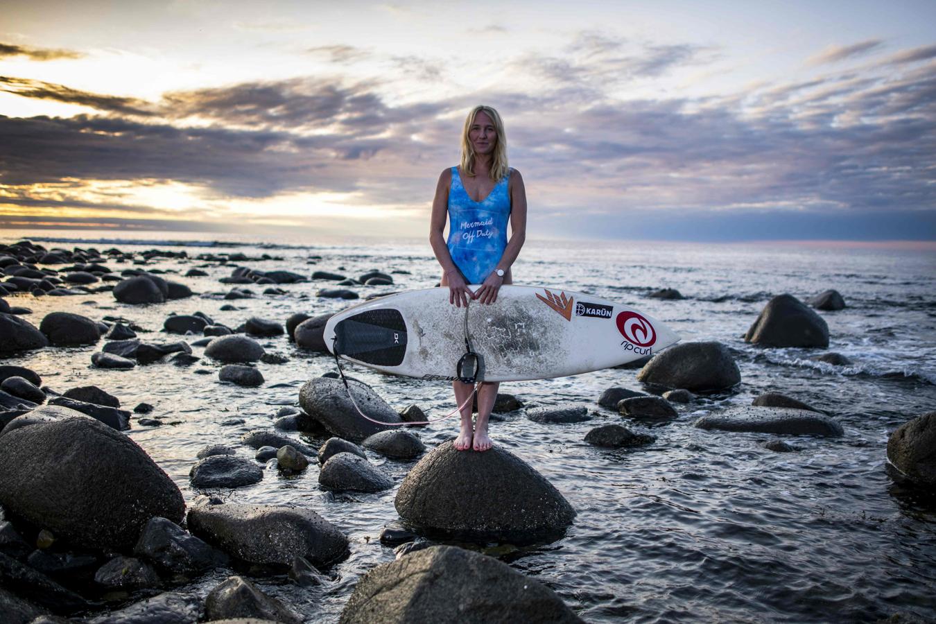 Así ha sido la sesión nocturna de los Lofoten Masters 2017, la competición de surf más septentrional del mundo realizada en la bahía de Unstad, Noruega, en el círculo ártico,.