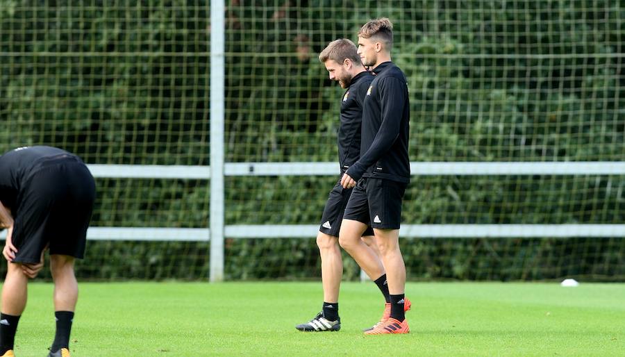 Antes del viaje a Rusia, la Real se ha ejercitado este lunes por la mañana en Zubieta. El martes, en cambio, el equipo descansará y el miércoles ya se entrenará en San Petersburgo (a las 20.00, hora local). Este será el último entrenamiento antes de medirse al equipo ruso en un partido en el que la Real buscará los tres puntos. 