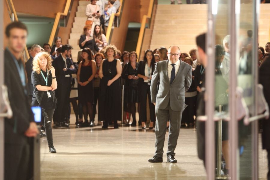 Ricardo Darín, Elena Anaya y Úrsula Corberó deslumbraron en la alfombra roja antes de la gala del Premio Donostia
