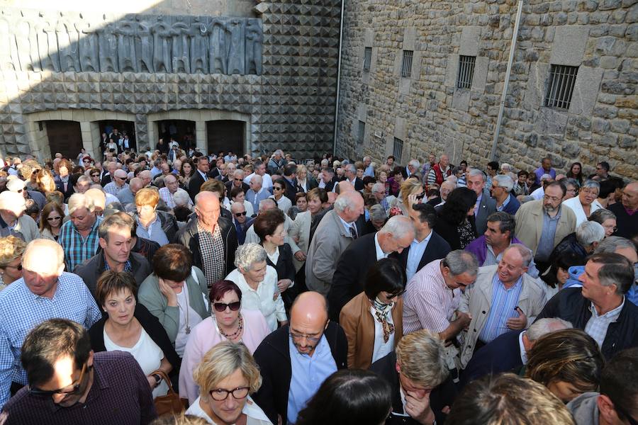 El Santuario de Arantzazu ha acogido este martes por la tarde el último adiós al fraile franciscano Iñaki Beristain, fallecido el lunes a consecuencia de un cáncer.