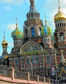 Imagen secundaria 2 - San Petersburgo, de blanco y azul