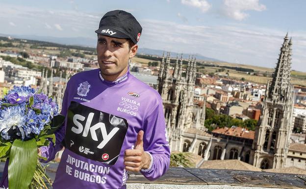 Mikel Landa tras ganar la primera etapa de la Vuelta ciclista a Burgos.