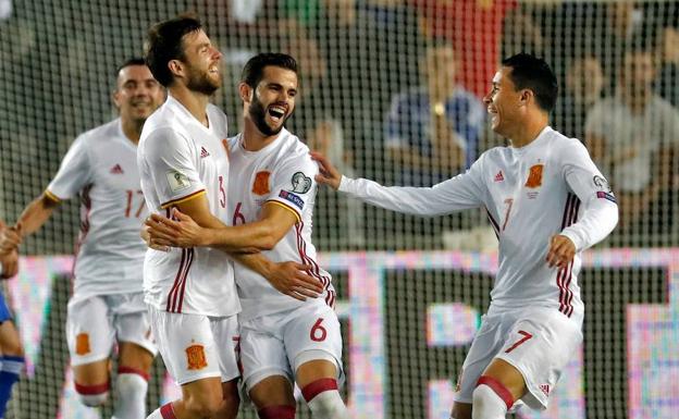 Illarramendi celebra su tanto ante Israel.AFP