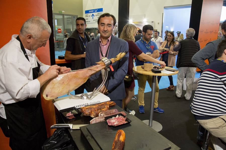 La feria del Kursaal arranca con lo más granado de la restauración mundial. Por delante, tres jornadas intensas llenas de olores, sabores, texturas y arte.