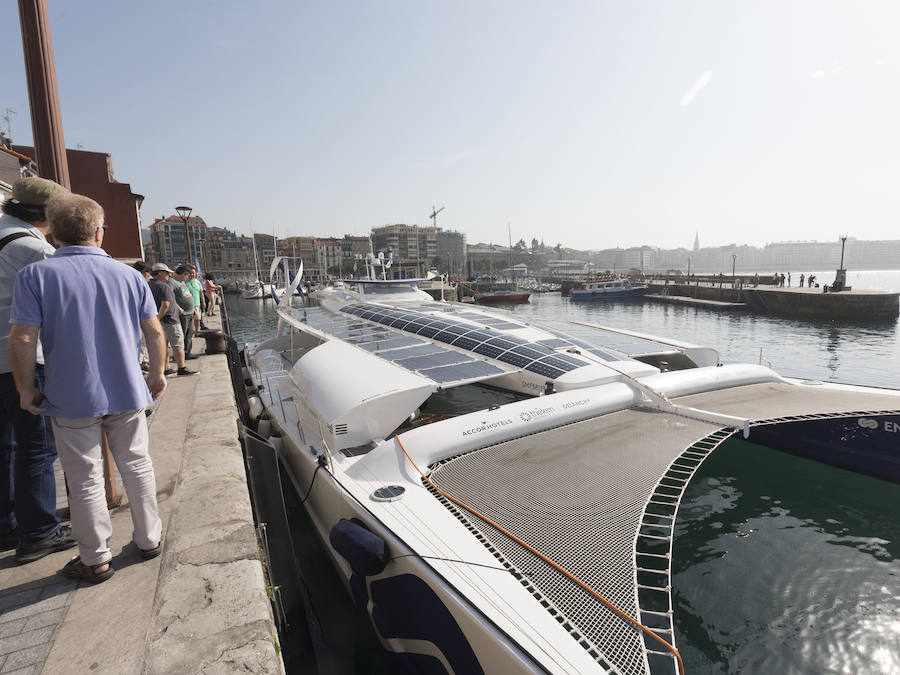 Un buque de hidrógeno recala en Donostia dentro de su gira mundial