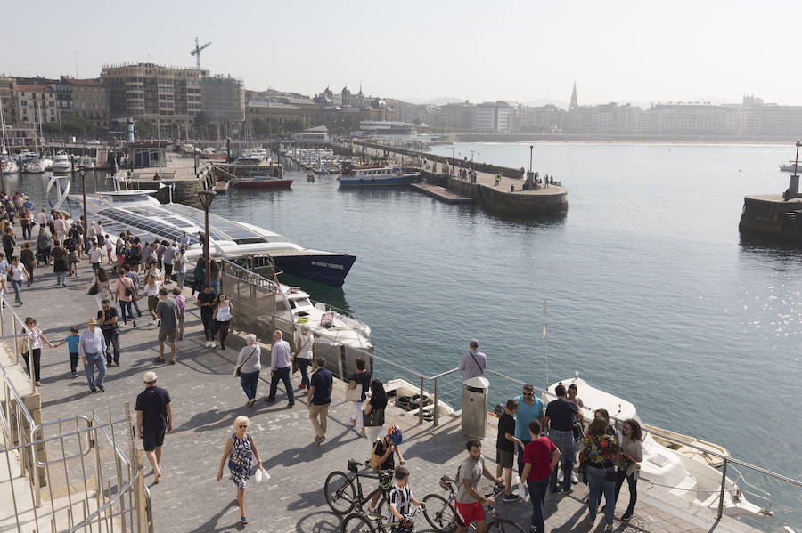 Un buque de hidrógeno recala en Donostia dentro de su gira mundial