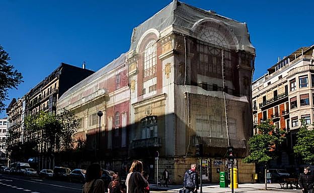 ¿Pisos y un cine en el Bellas Artes?