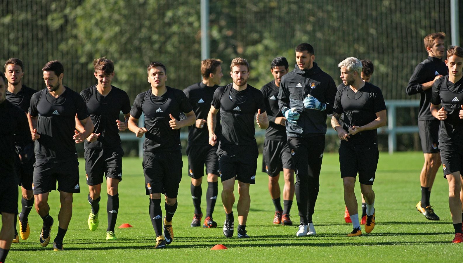 Los jugadores de la Real Sociedad se han ejercitado en Zubieta para preparar el encuentro de Copa ante el Lleida