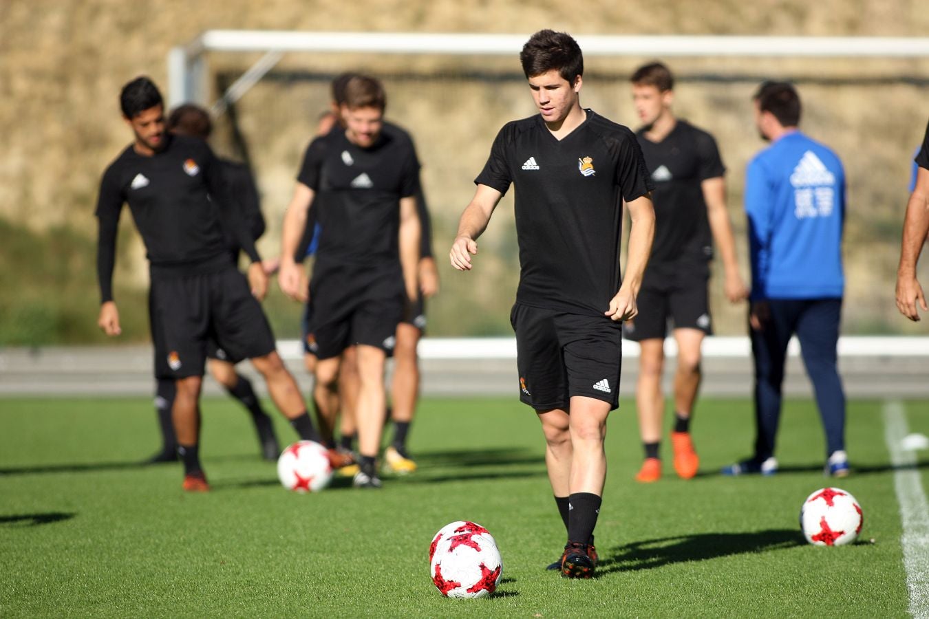 Los jugadores de la Real Sociedad se han ejercitado en Zubieta para preparar el encuentro de Copa ante el Lleida