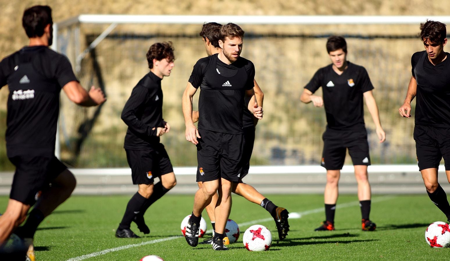 Los jugadores de la Real Sociedad se han ejercitado en Zubieta para preparar el encuentro de Copa ante el Lleida