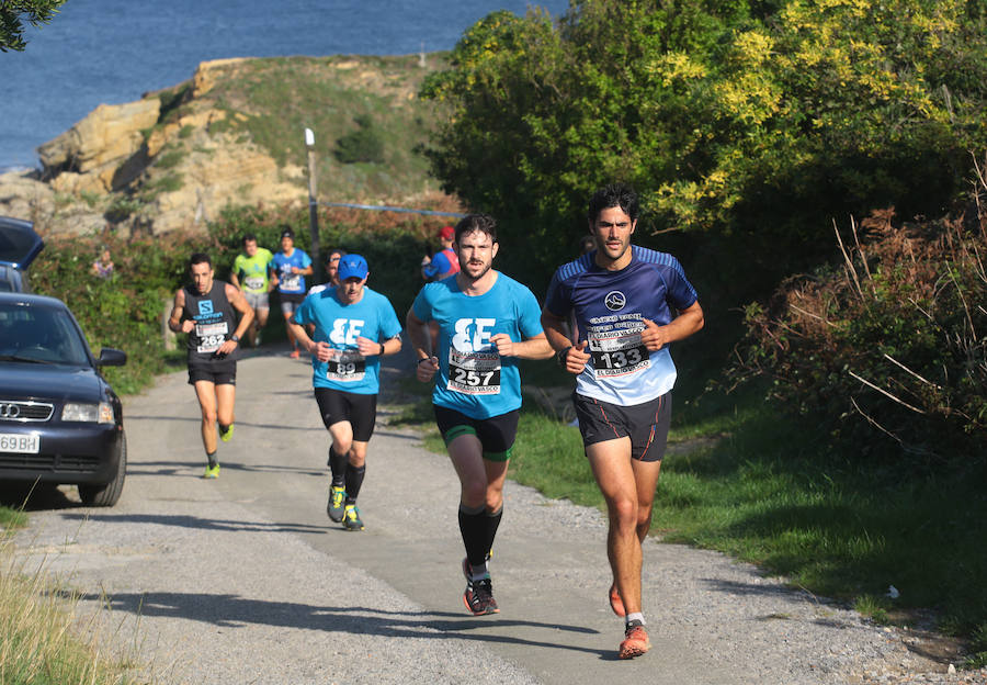 Cerca de 300 atletas participaron en la travesía del Memorial Beñat Elzo y otros 750 pasearon por el bonito paraje de la Talaia Bidea. Iker Oliveri y Claudia Behobide vencen en la Urban Trail de Hondarribia.