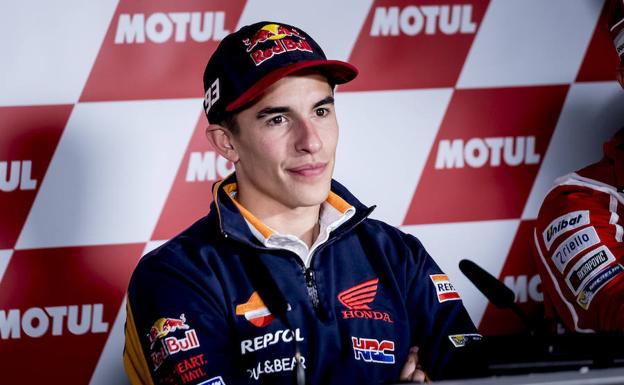 Marc Márquez, en conferencia de prensa en Cheste. 