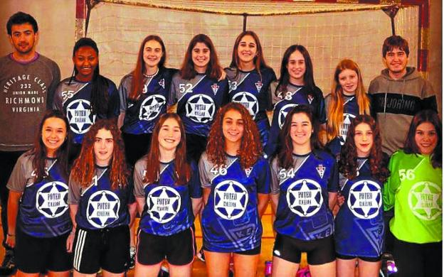 El conjunto cadete femenino que hoy recibe al Leizaran. 