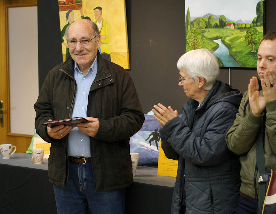 Internos de Martutene presentan su exposición en la Casa de Cultura del barrio donostiarra de Loiola