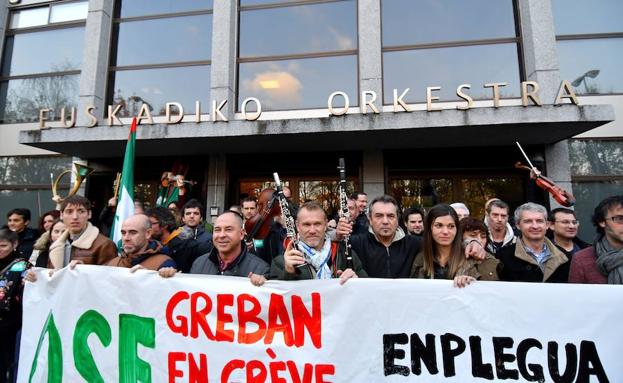 Protesta de los trabajadofes de la OSE en San Sebastián