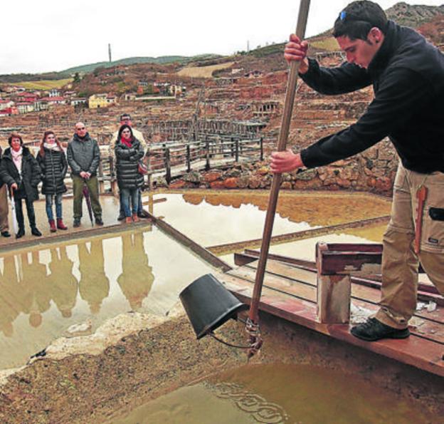 El Valle Salado es uno de los reclamos turísticos de Álava, como demuestran los 77.000 visitantes que recibió en 2016. 