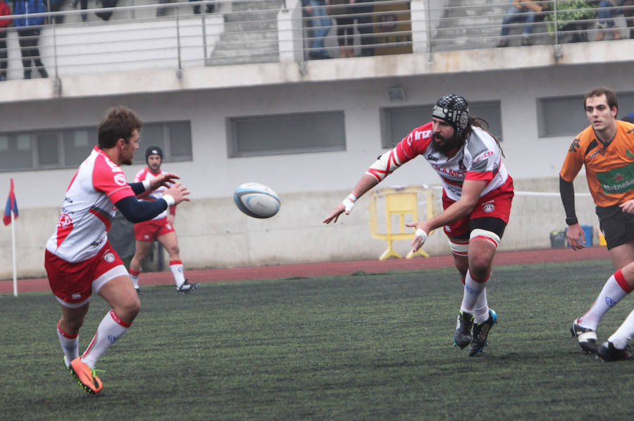 El Ampo Ordizia de rugby se ha impuesto al Hernani 52 - 12 este domingo en su campo.